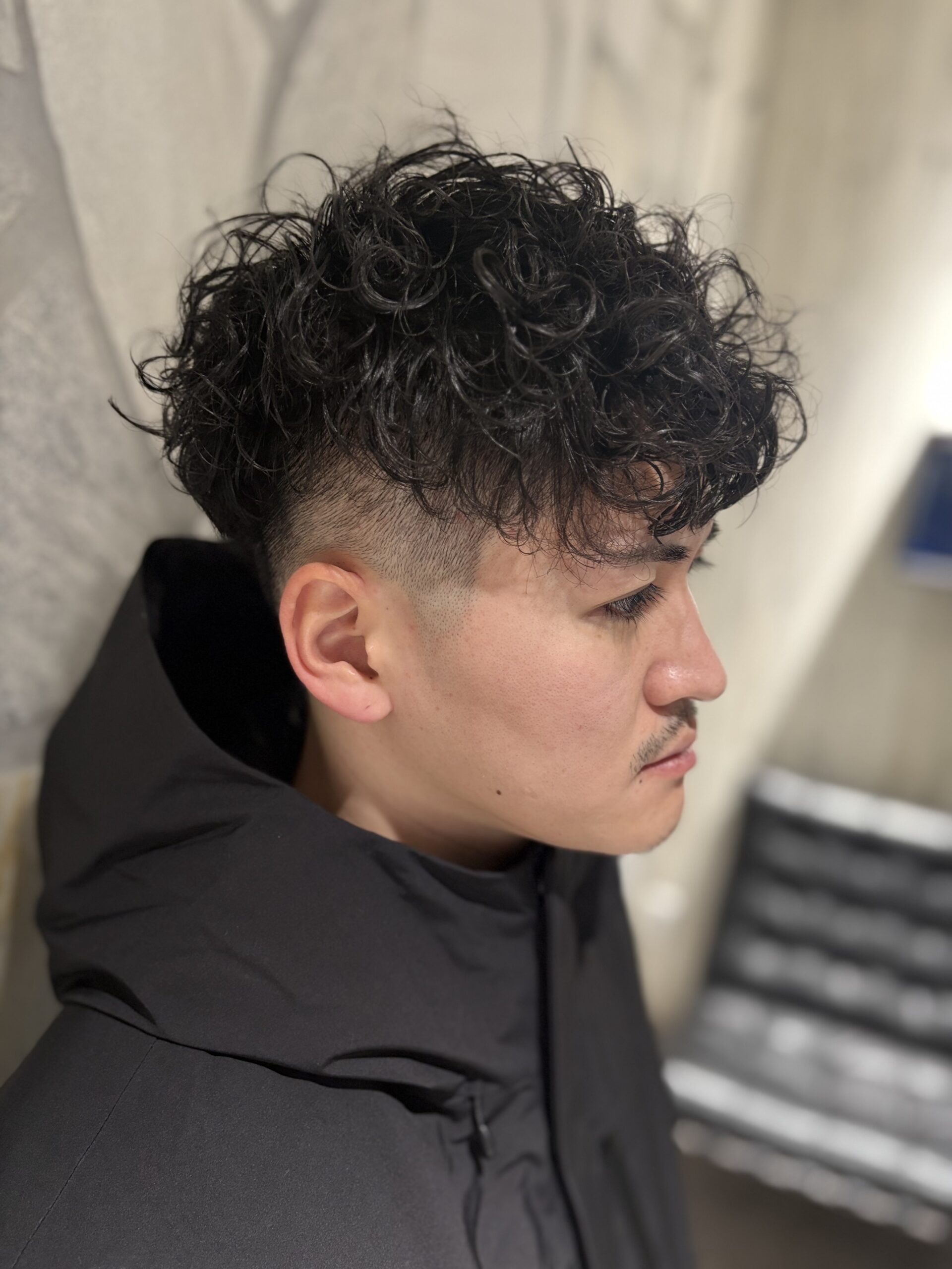 スペインカール/スキンフェード/メンズショート/爽やか/清潔感/メンズパーマ