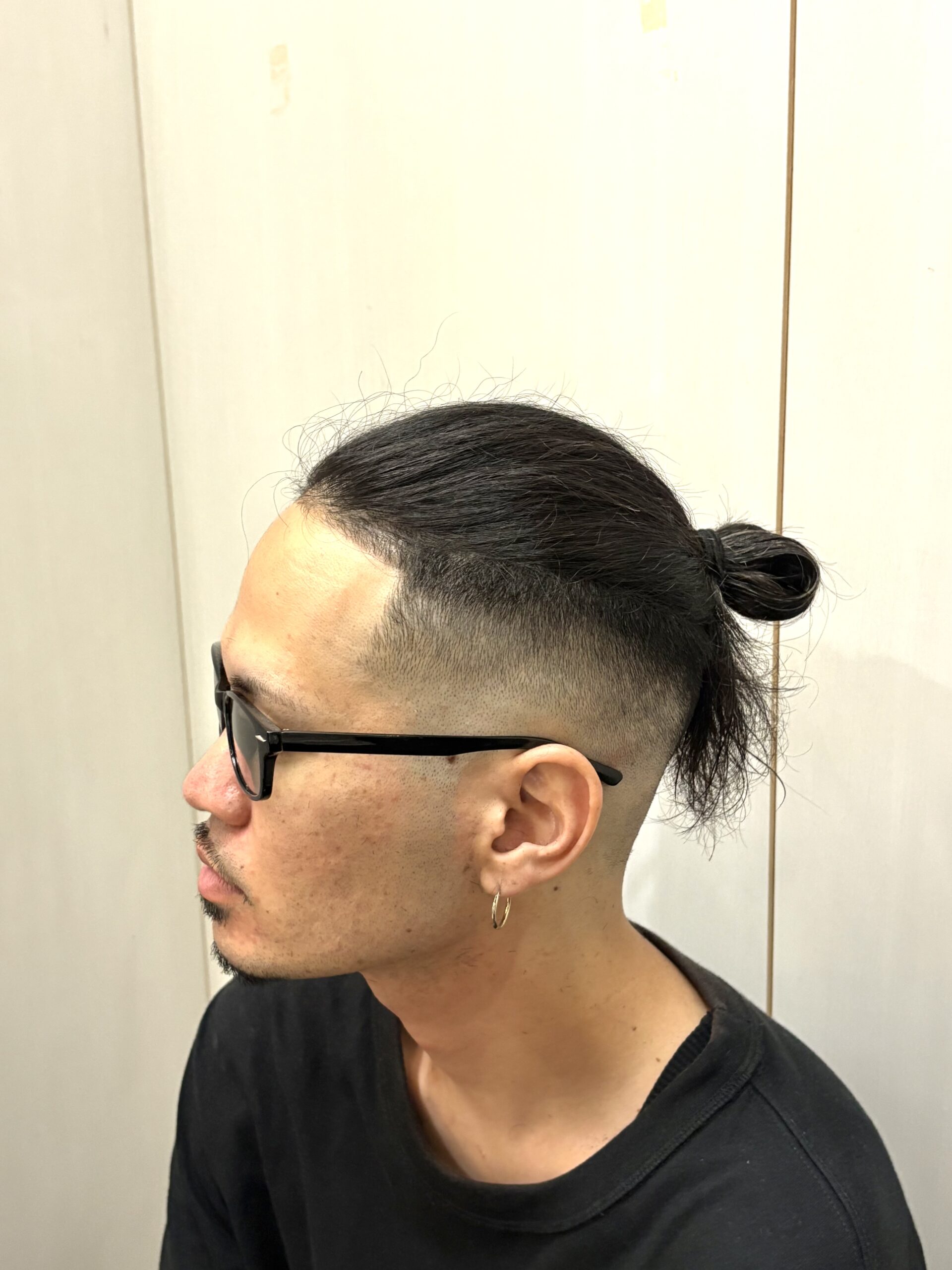 爽やかマンバンスタイルスキンフェードビジネス