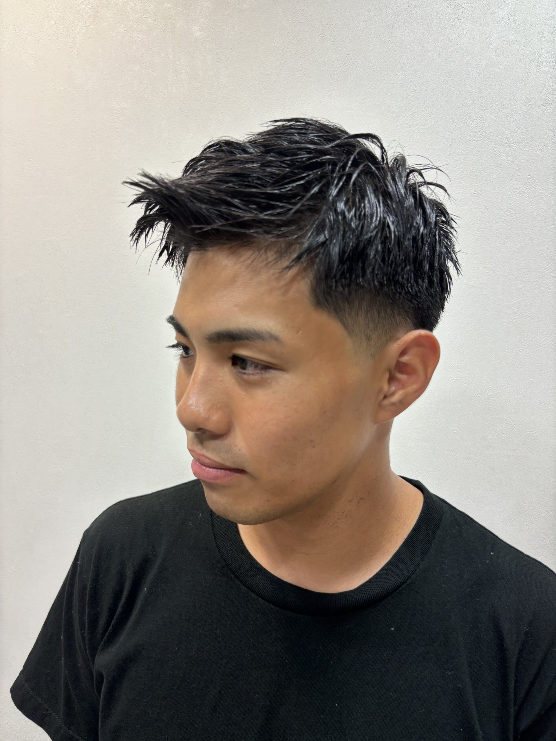 爽やか刈り上げビジネスショートメンズスタイル