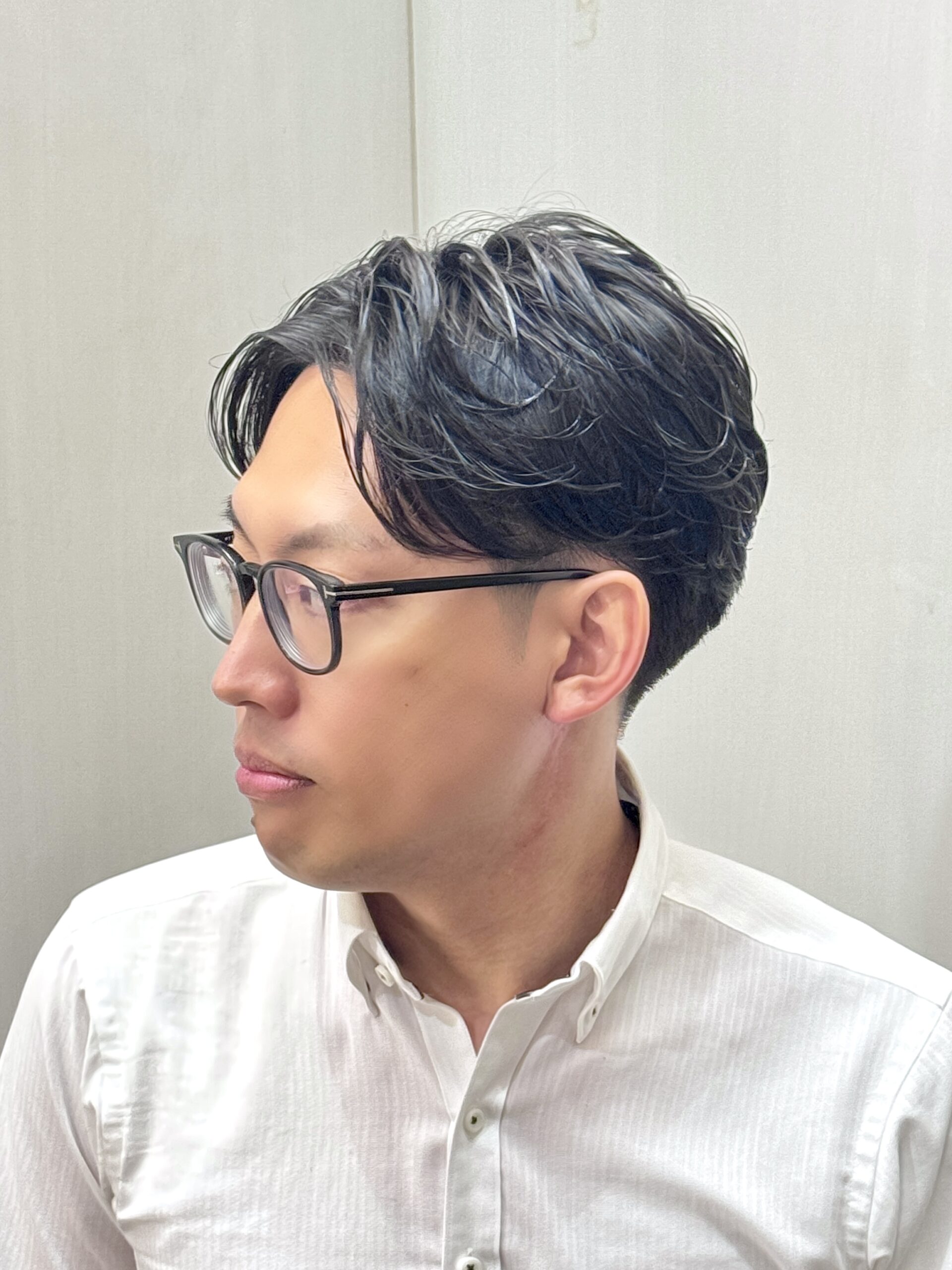 メンズビジネスショートフェザーパーマ毛流れバーバー理容室