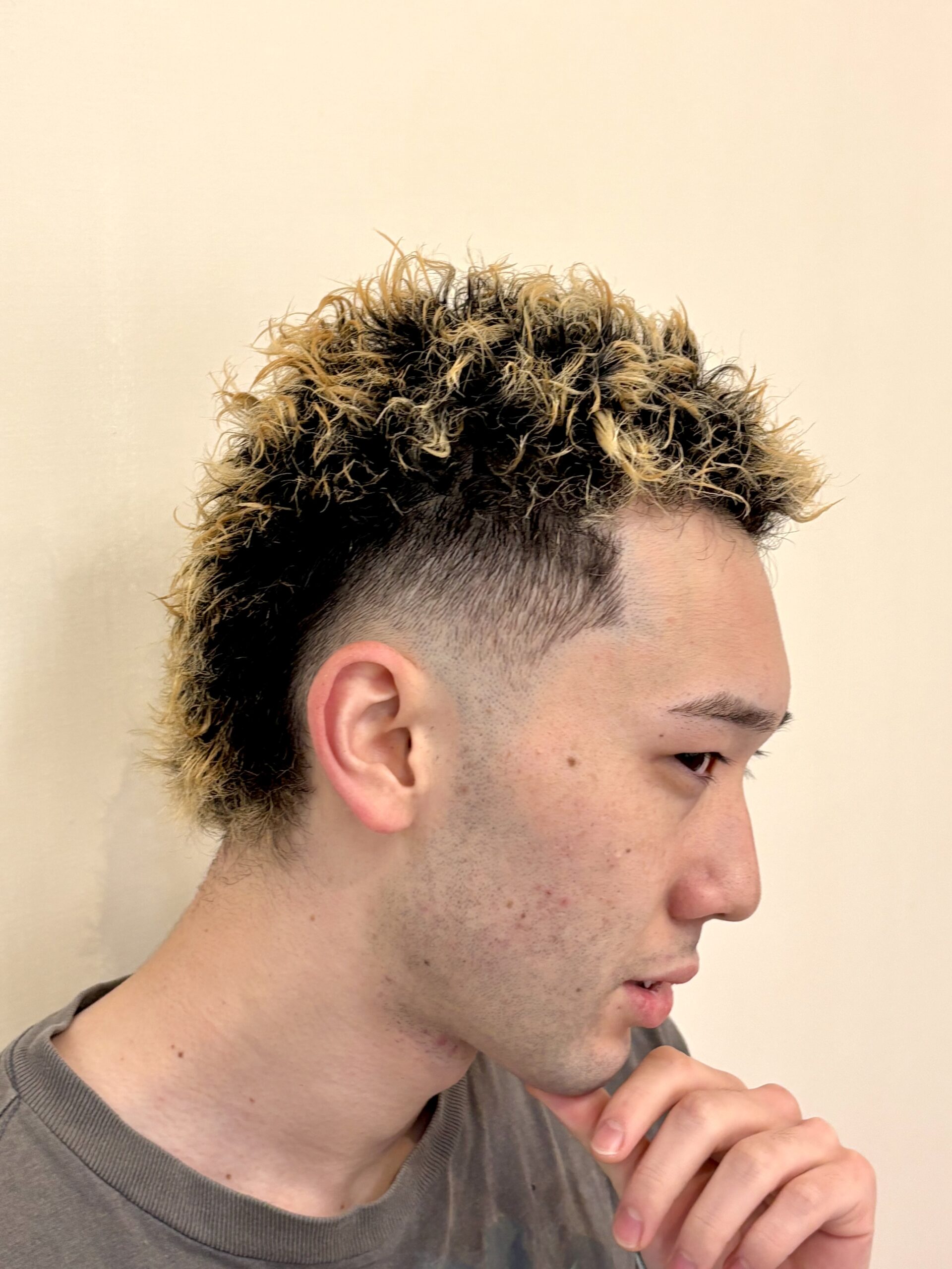 バーストフェード/ピンパーマ/ハードツイスト/フェード/バーバー