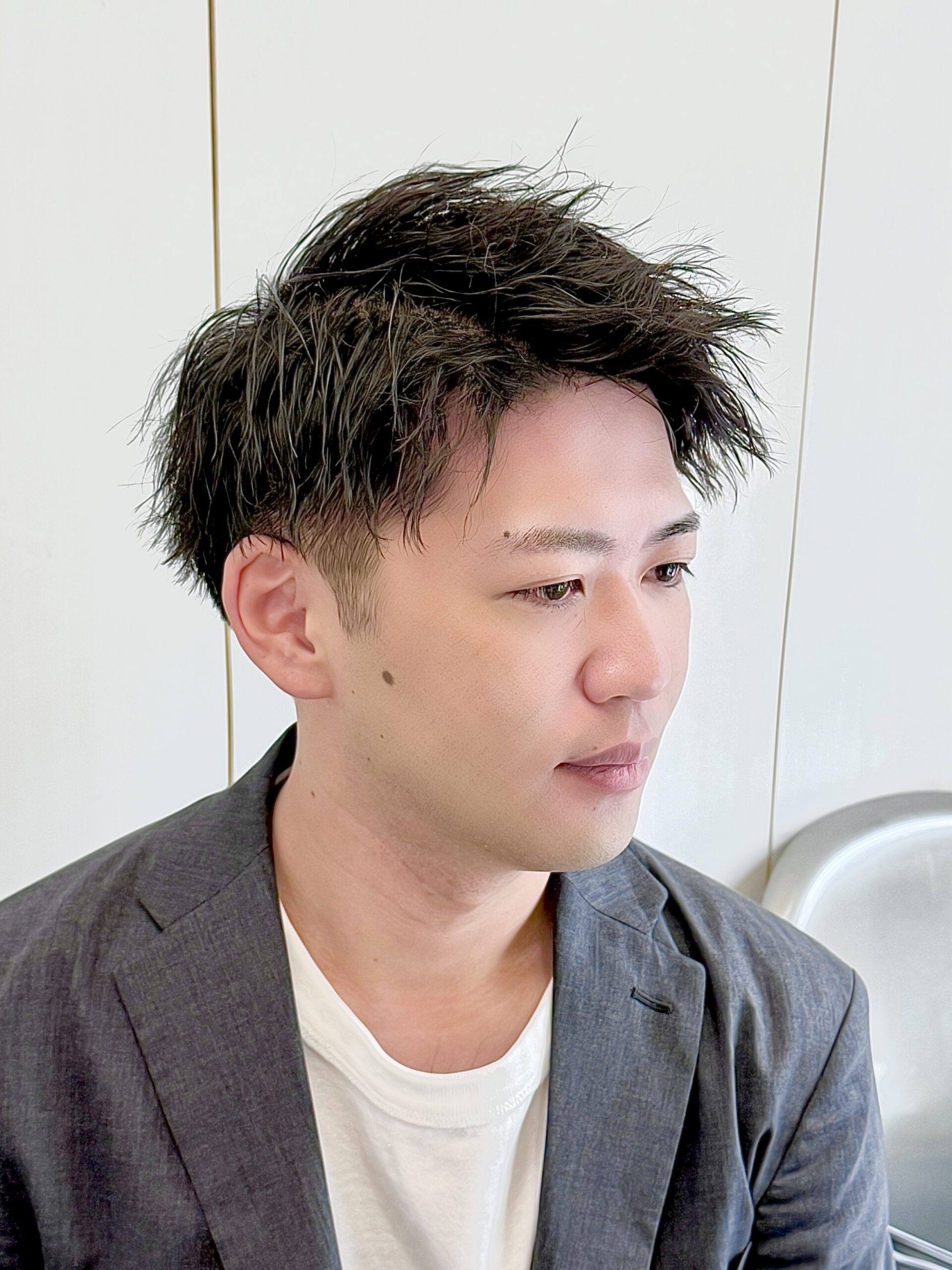 メンズショートツイストスパイラルパーマ理容室爽やか好印象