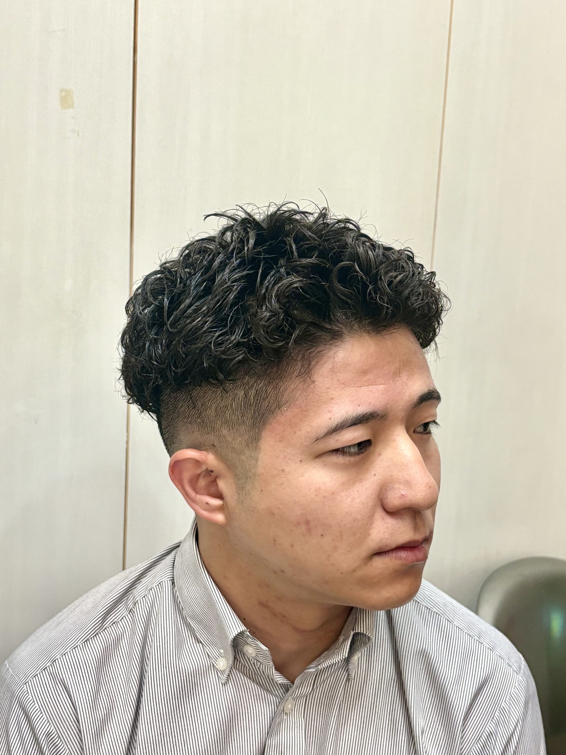 ツーブロックフェードパーマスタイルバーバー