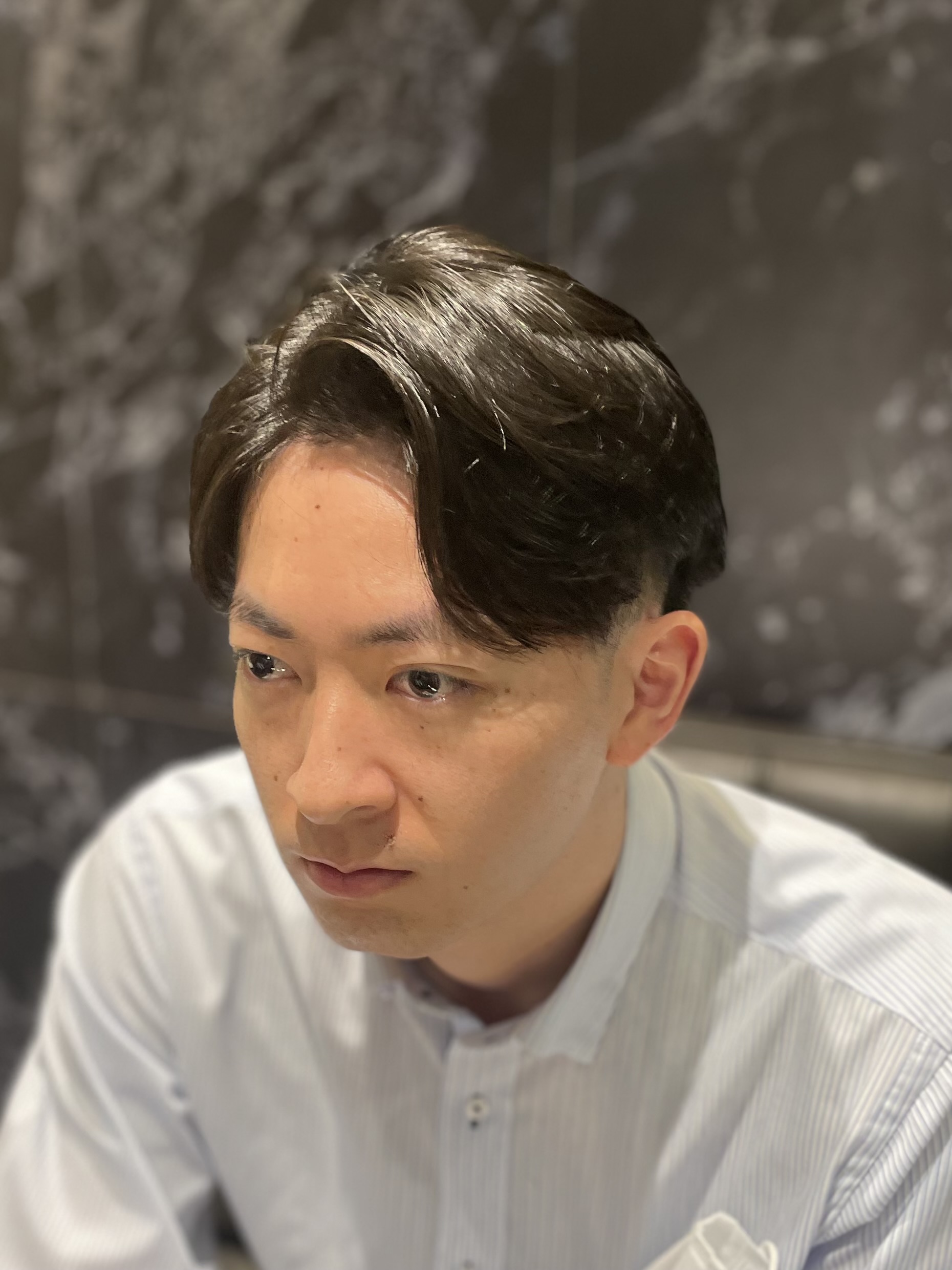 ツーブロック刈り上げセンターパート