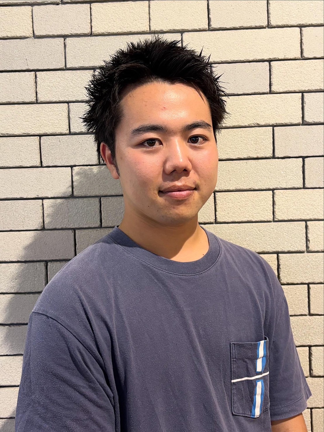 刈り上げスパイキーショート