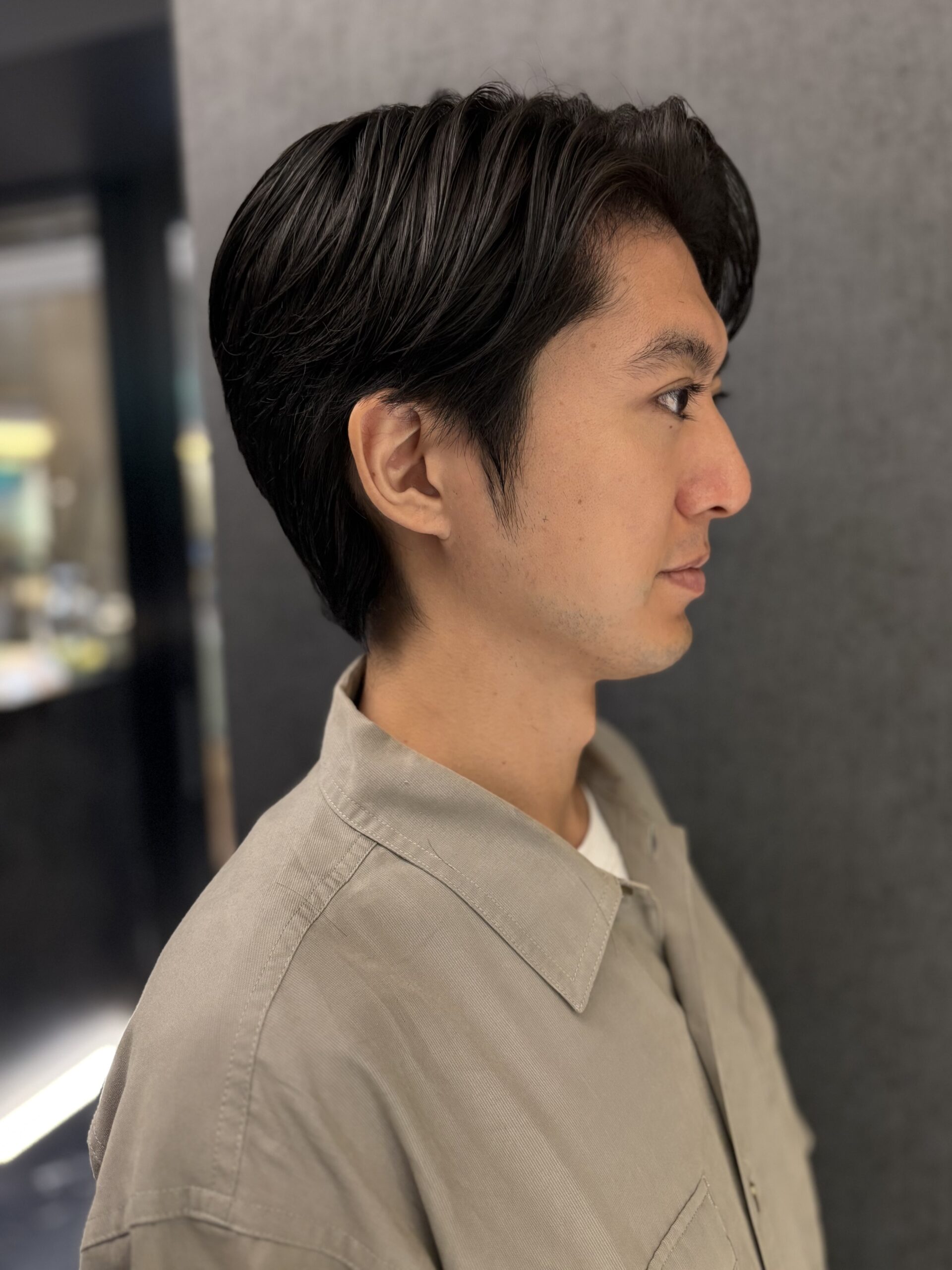 モテ確定毛流れナチュラルメンズアップバングスタイル