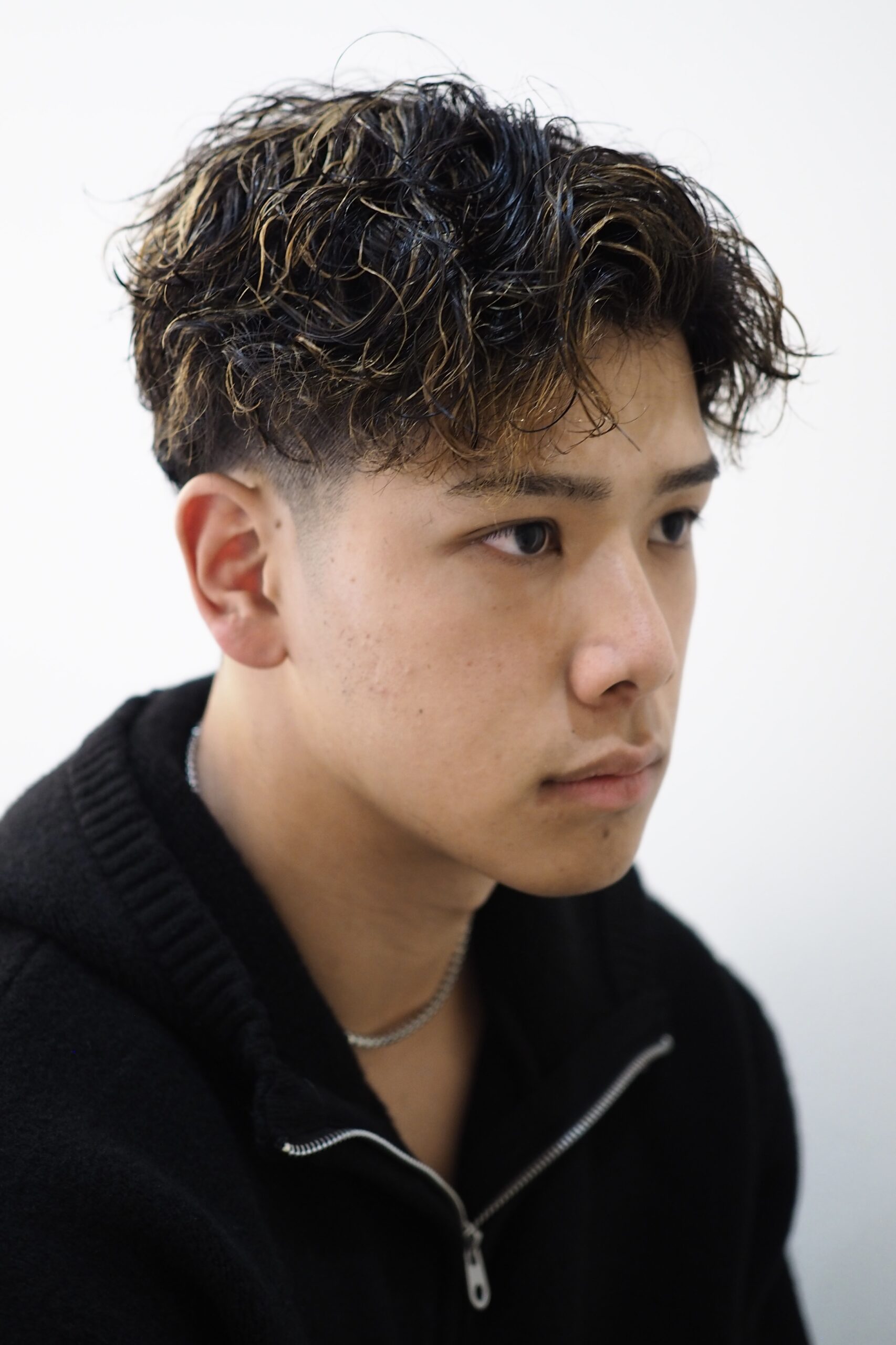 ワイルドアップバング刈り上げシャドウパーマ