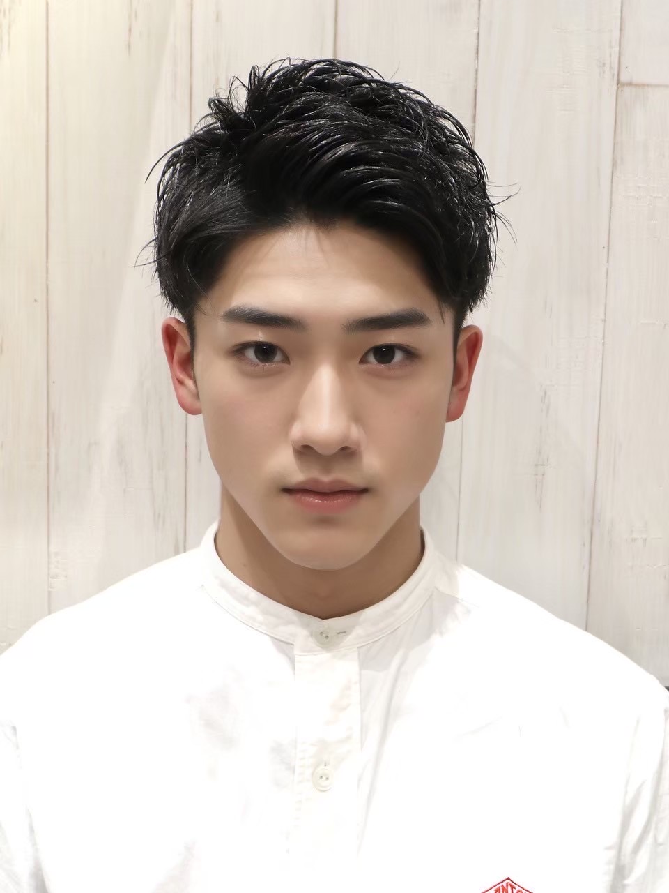 ビジネスショートアップバング